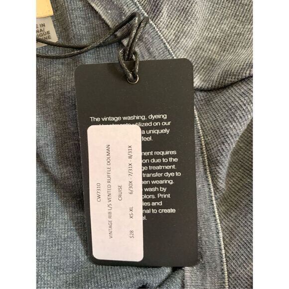 Chaser Vintage Rib Long Sleeve Vented Ruffle‎ Dolman Top in Cruise Gray Size M - Picture 7 of 10